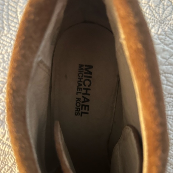 Michael Kors wedge suede booties size 8 - Picture 3 of 5
